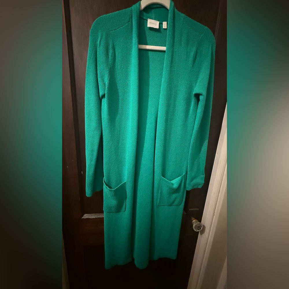 Cyrus Long Duster Cardigan with front patch pockets. Emerald Green Small